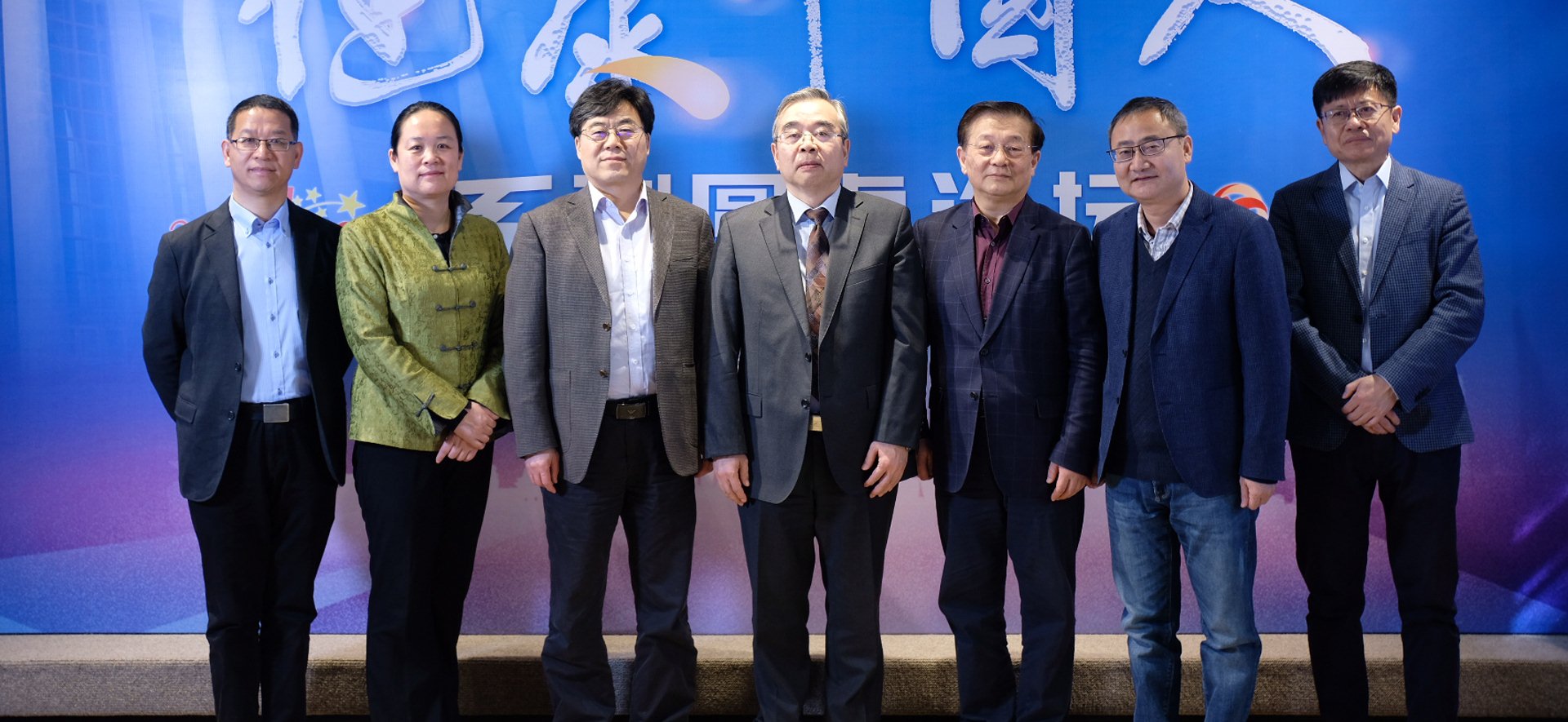 ЇϵЈAՓ֮Ї A(y)С˼A(y)eӰ